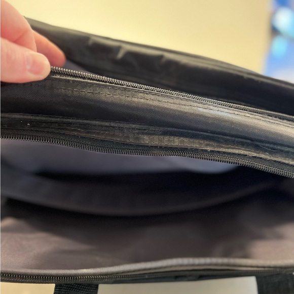 Swiss gear briefcase 💼 - Picture 7 of 8